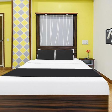Super Hotel O Porvorim Near Mall De Goa Buitenkant foto